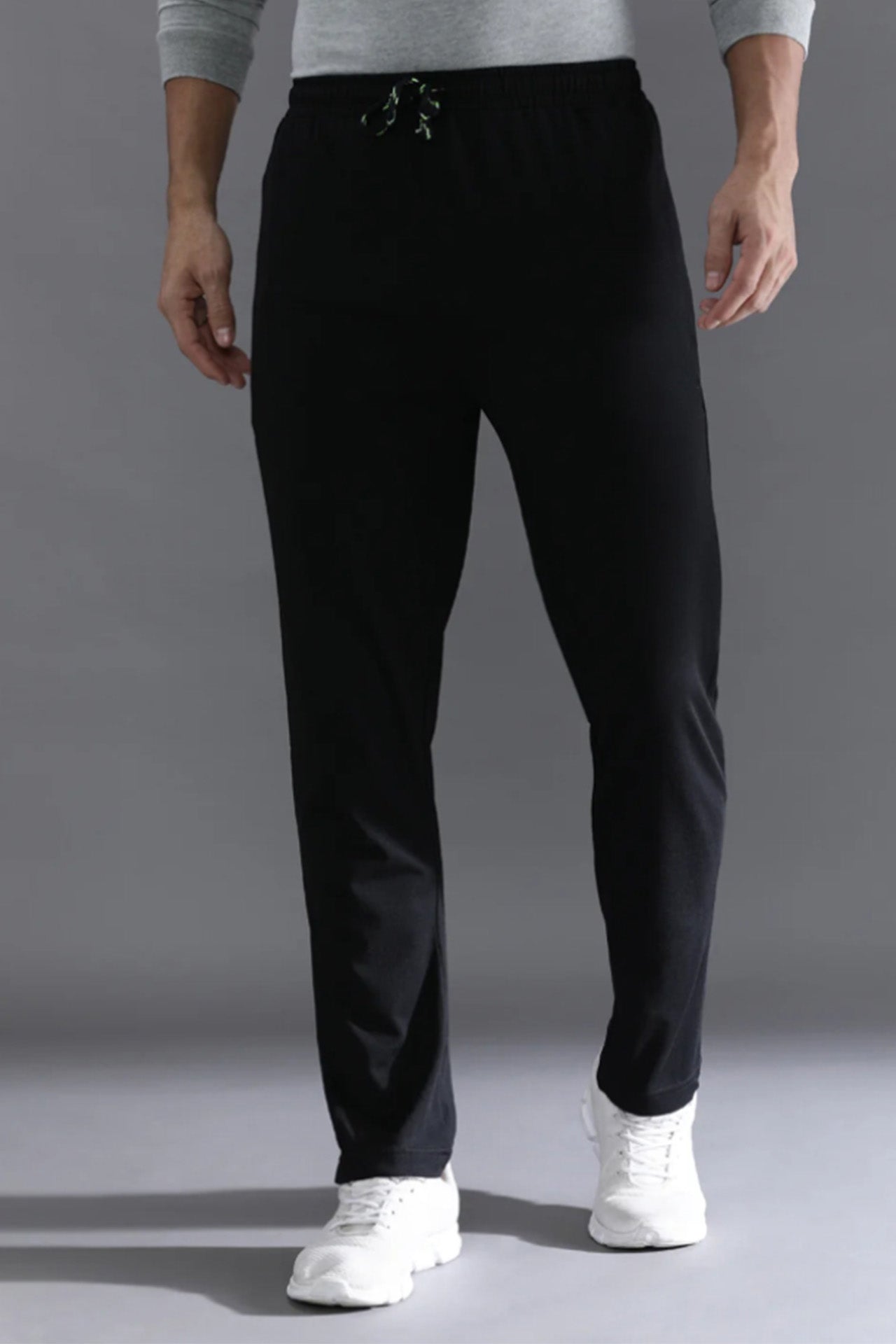Men’s Premium Straight-Fit Lounge Pants – Black